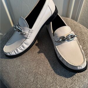 Coach Jess Leather Chunky Chain Link Logo Accent Loafer